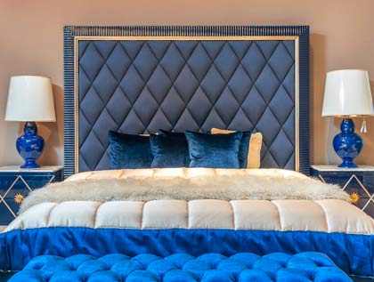 mind-boggling blue color bedroom